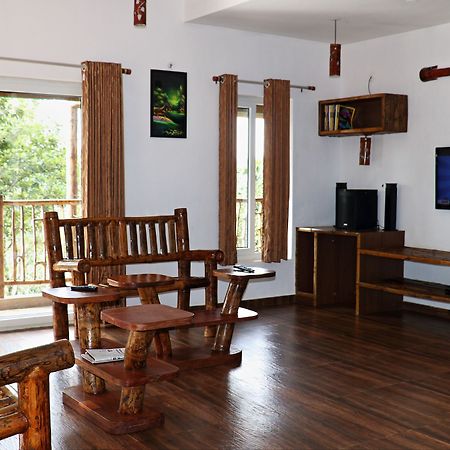 Hotel Bamboo Dale Munnar Exterior foto